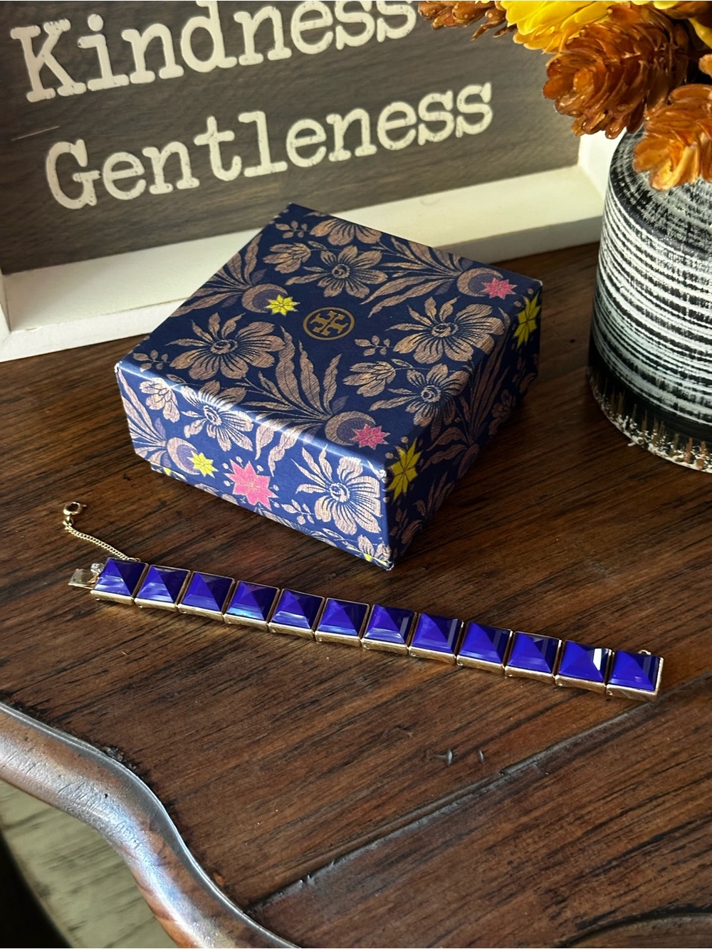 Henri Bendel matching Gold and Blue Earrings & Bracelet - Picture 2 of 15